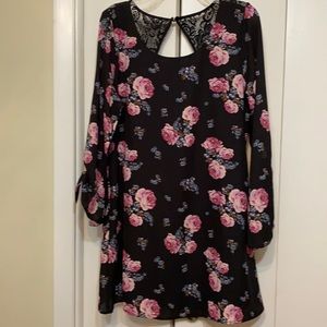 Speechless Ladies dress size XL
